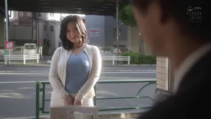 Anh xã yếu không làm lên đỉnh, cô vợ lên mạng tìm trai trẻ phang khỏe